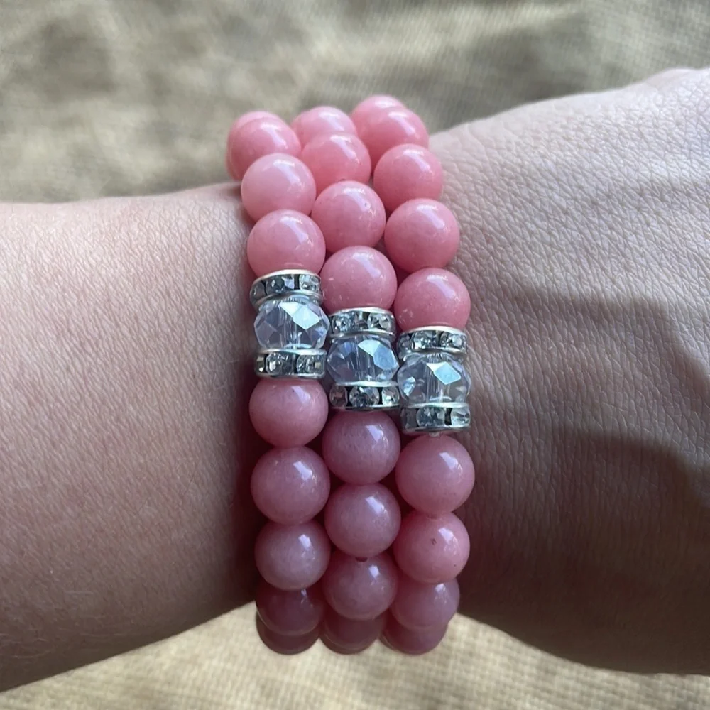 Natural rose quartz stackable‘s with a crystal & spacers Stretch alot 3